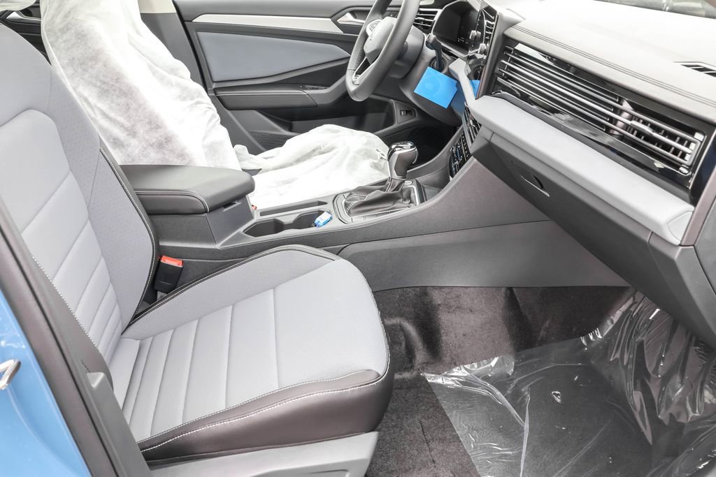 New 2026 Volkswagen Jetta SE FWD image 44