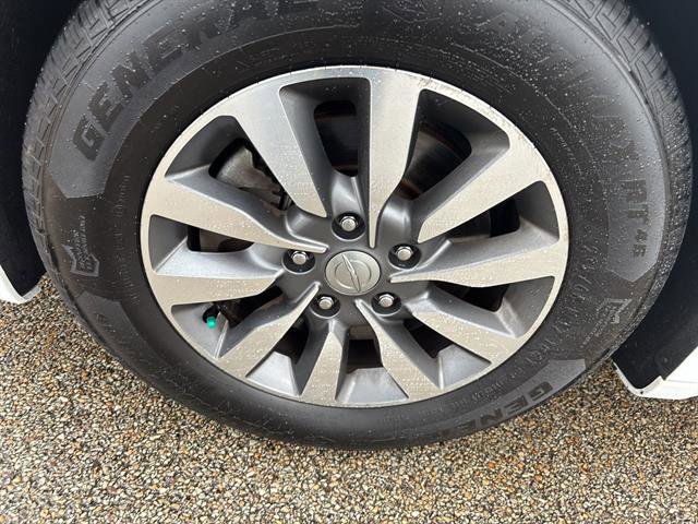 Used 2020 Chrysler Pacifica Touring-L Plus w/ Advanced Safetytec Group FWD image 9