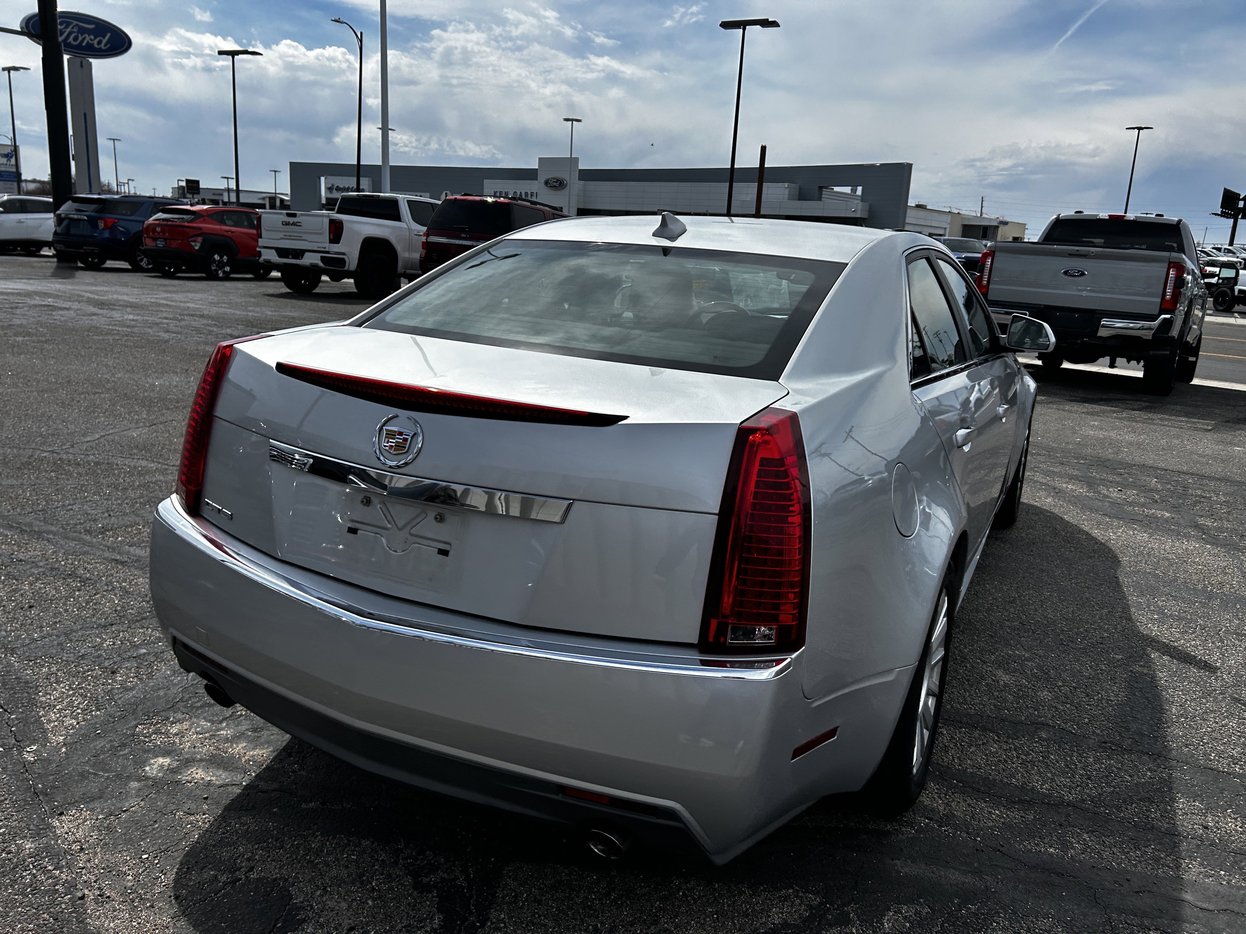 Used 2010 Cadillac CTS Luxury image 5