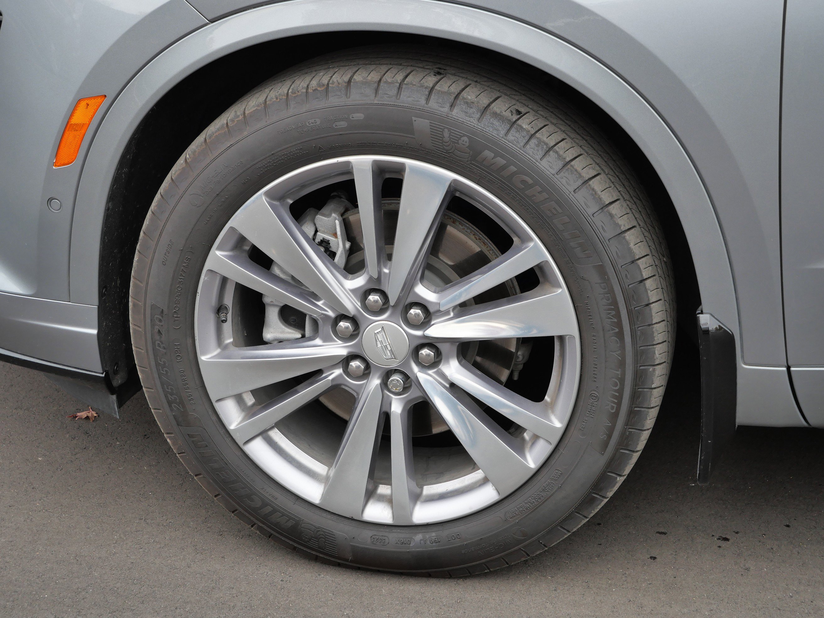 Certified 2024 Cadillac XT6 Premium Luxury w/ Technology Package image 4