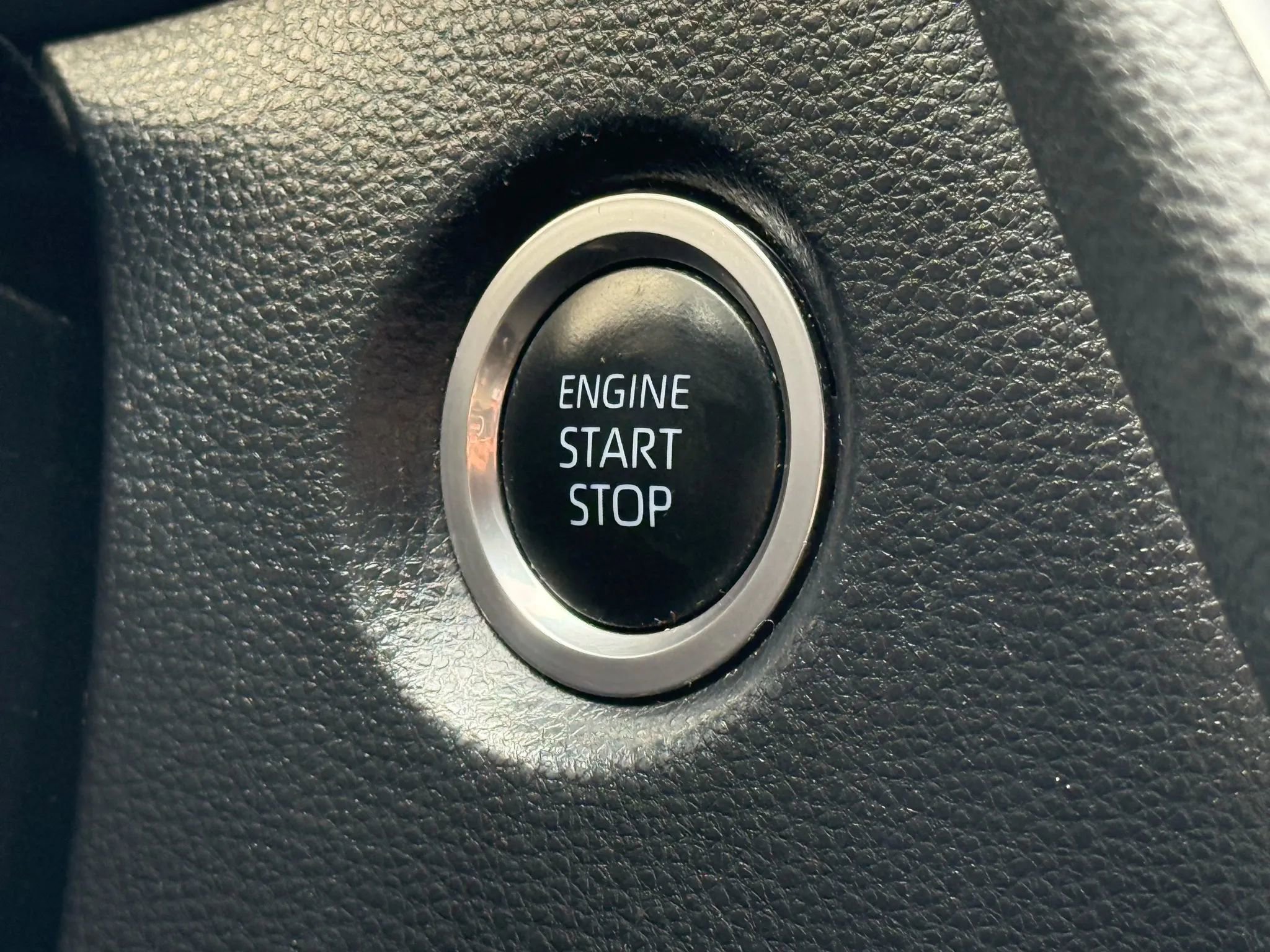 Used 2022 Toyota Corolla Hatchback image 38