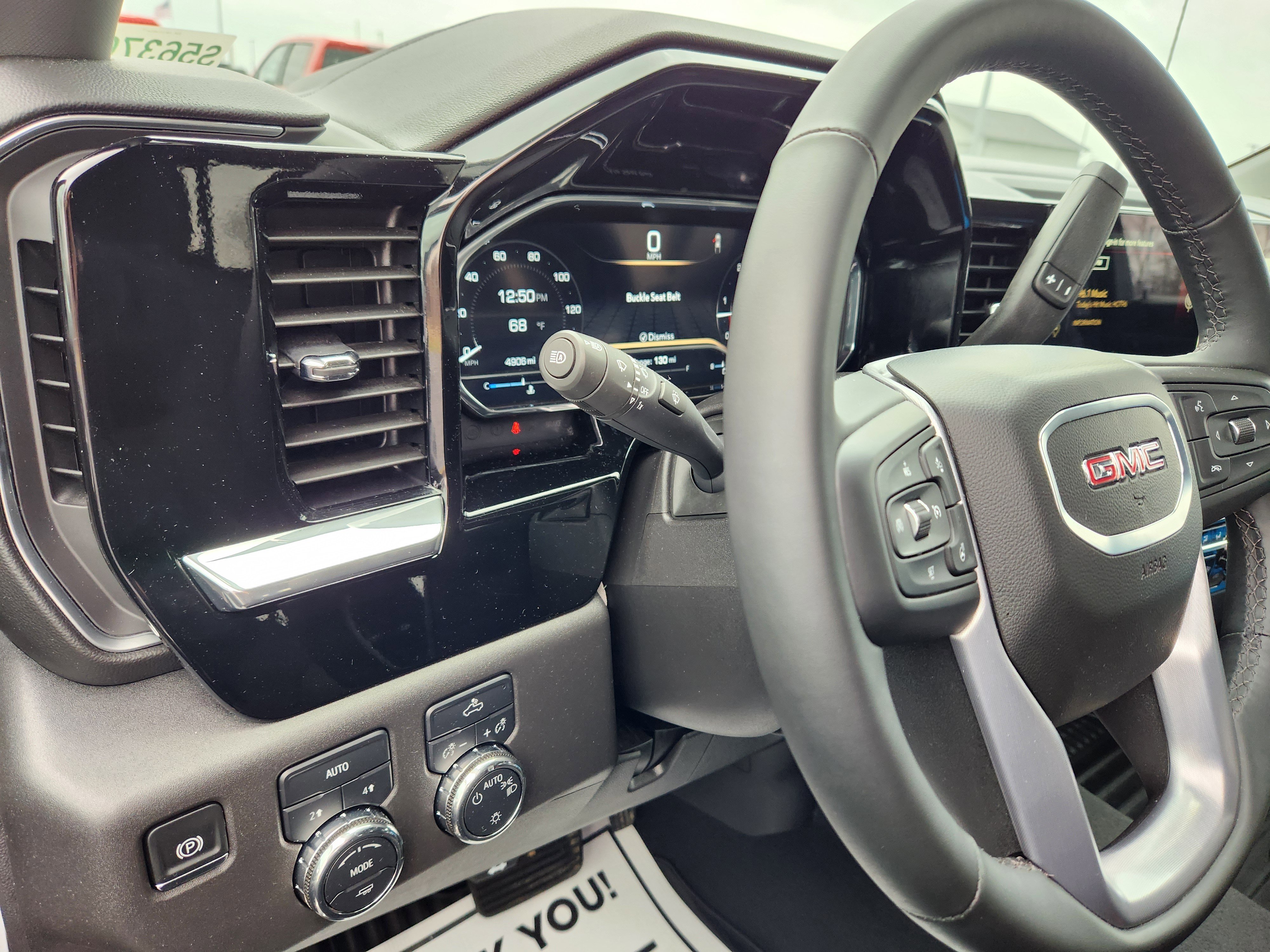 New 2025 GMC Sierra 1500 SLE w/ Preferred Package image 16