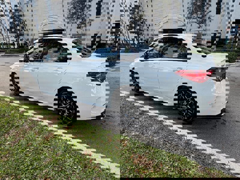 Used 2023 Mercedes-Benz C 300 Sedan image 11