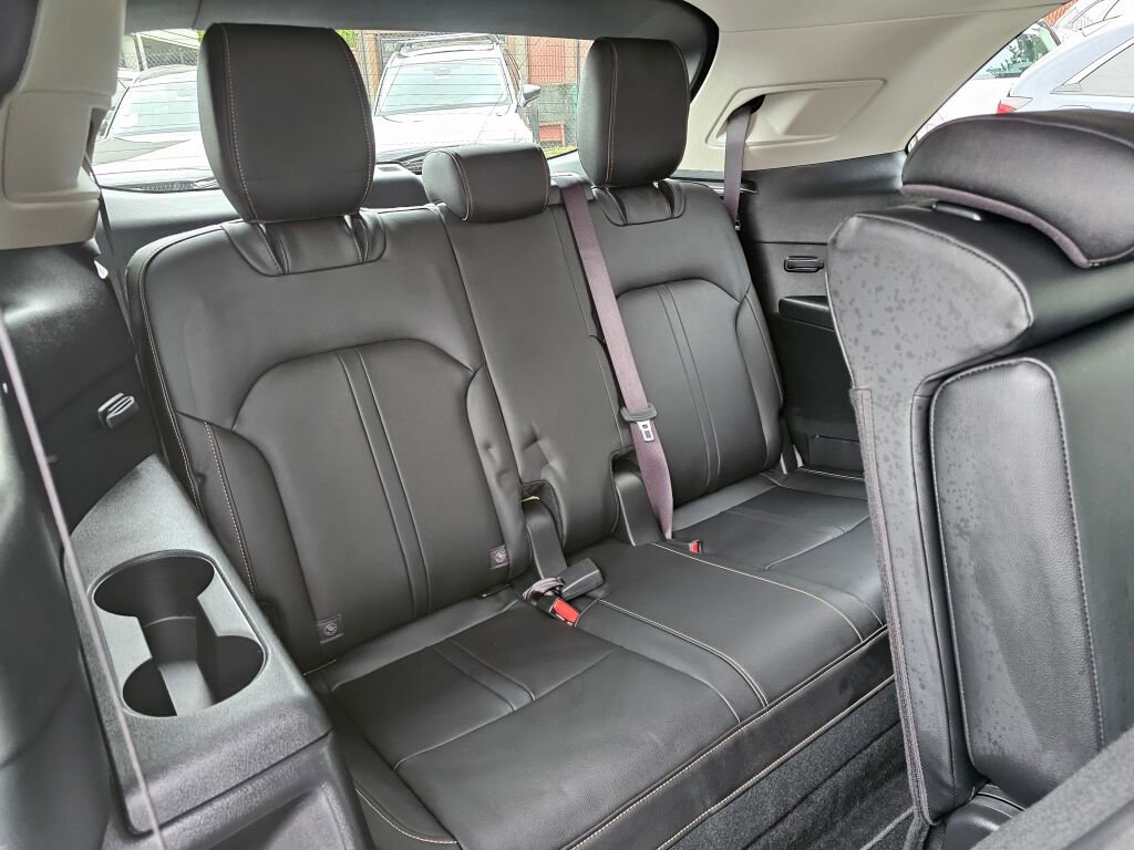 Certified 2024 MAZDA CX-90 Plug-In Hybrid w/ Preferred image 15