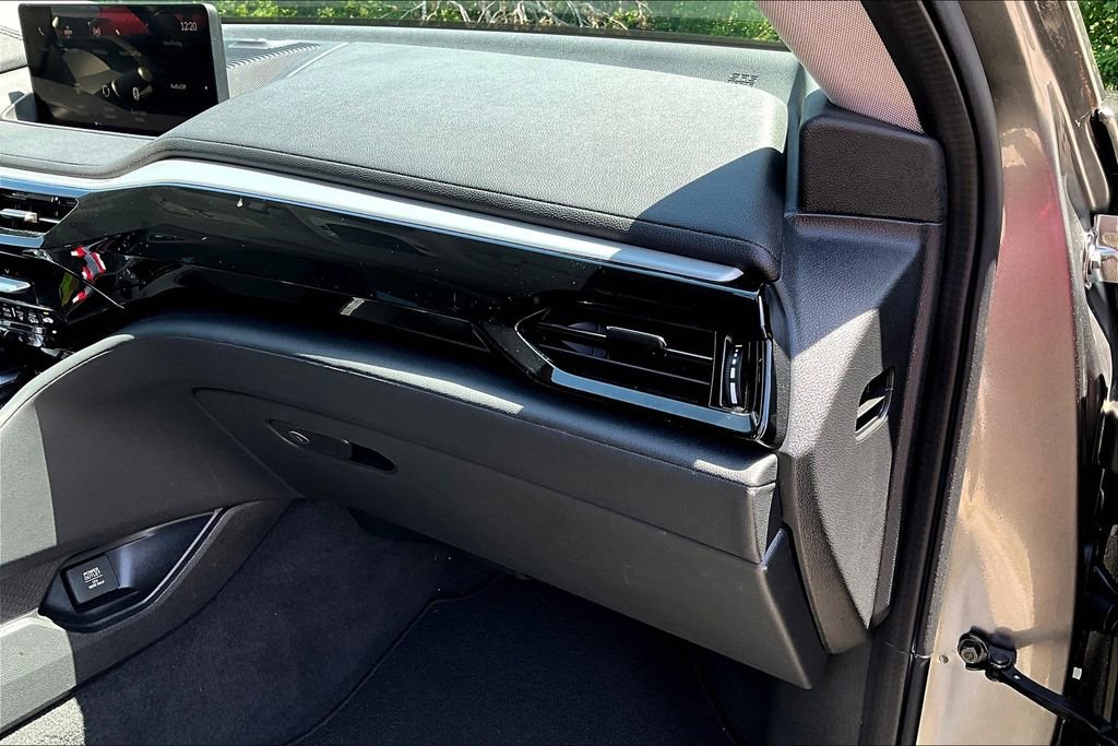 Used 2023 Acura MDX SH-AWD image 22