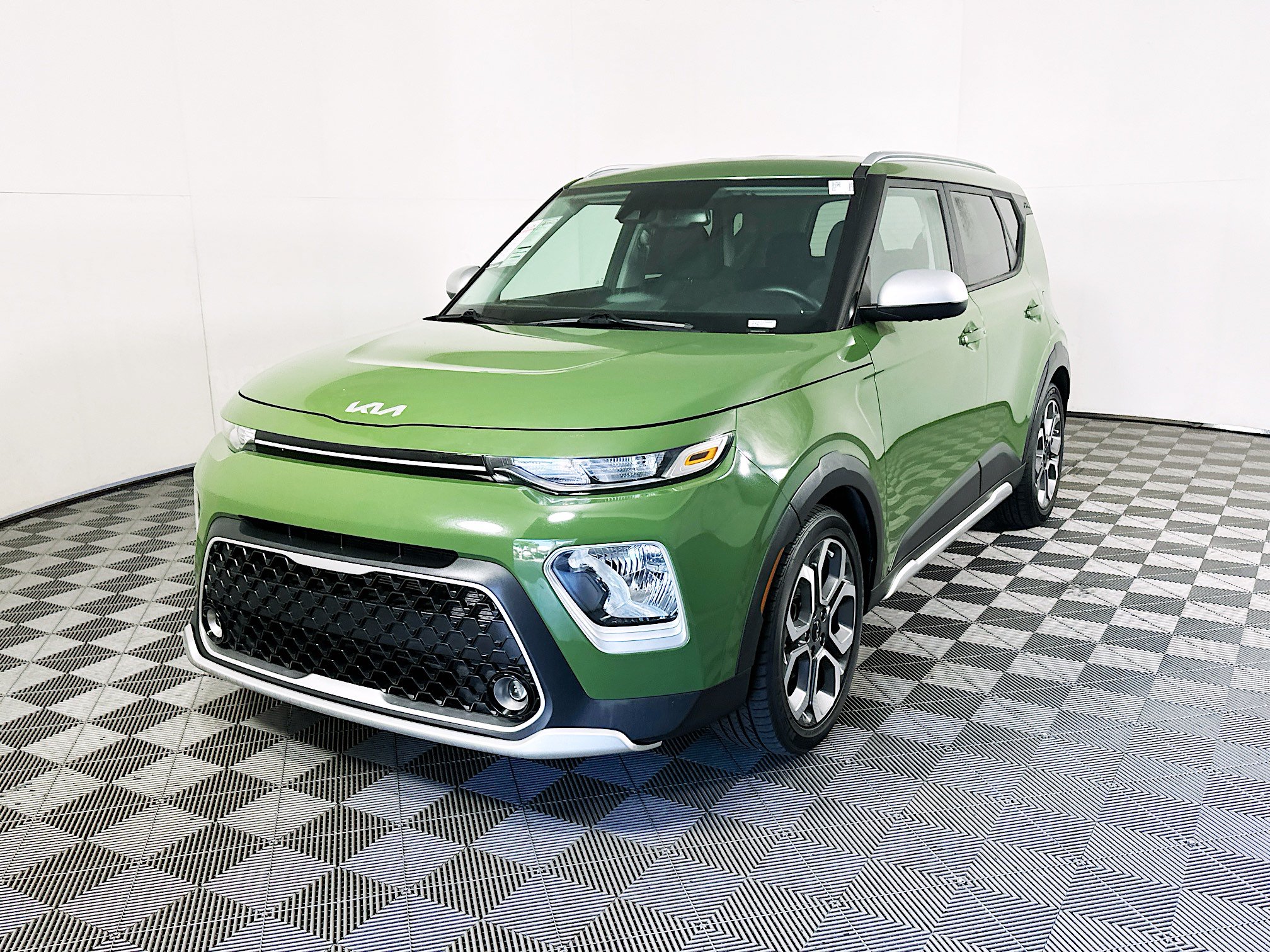 Used 2022 Kia Soul X-Line FWD image 7