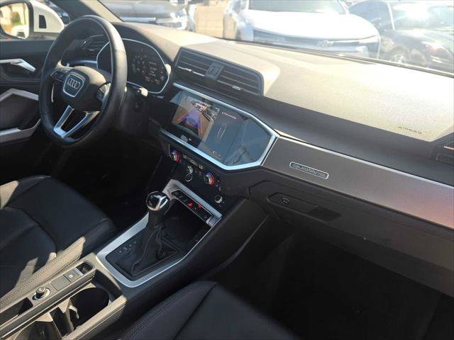 Used 2024 Audi Q3 2.0T Premium AWD/4WD image 11
