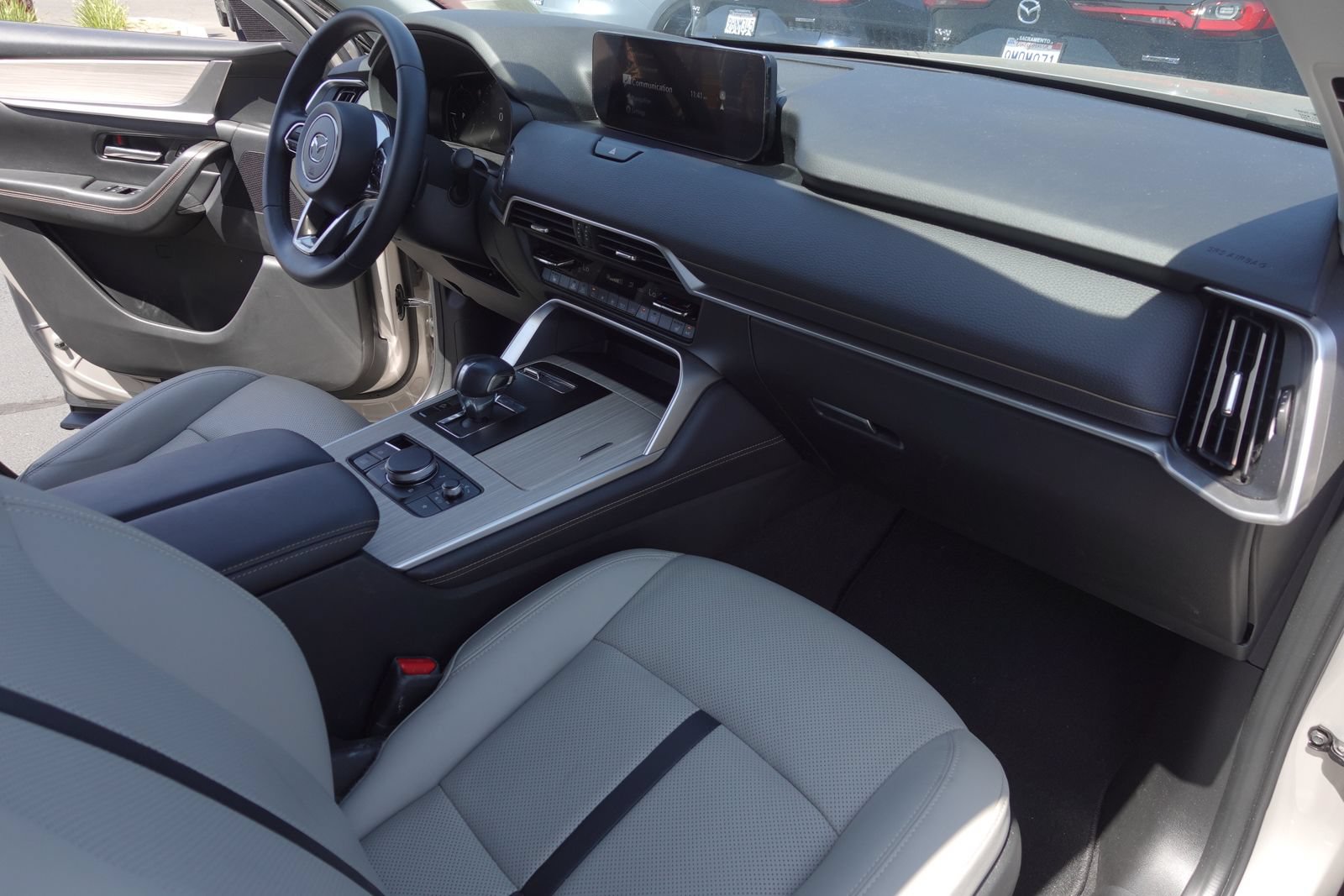 Certified 2024 MAZDA CX-90 Plug-In Hybrid w/ Preferred AWD/4WD image 13