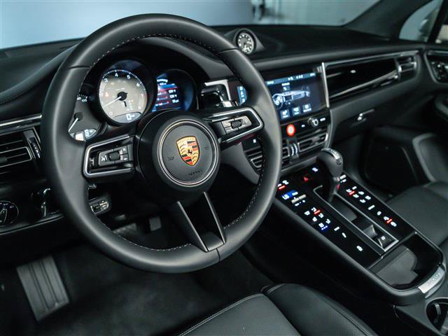 New 2026 Porsche Macan S AWD/4WD image 4