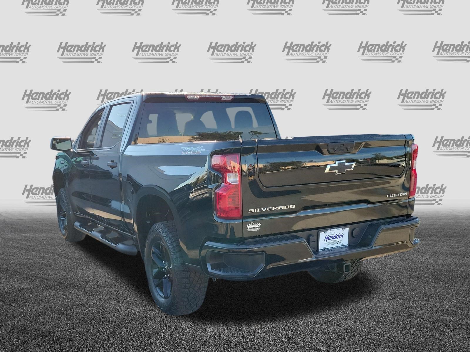 Used 2024 Chevrolet Silverado 1500 Custom Trail Boss AWD/4WD image 5