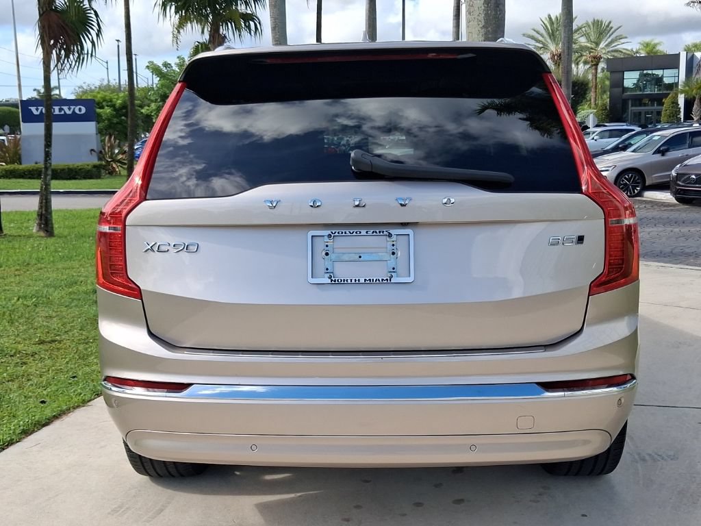 Certified 2024 Volvo XC90 B5 Plus w/ Protection Package Premier AWD/4WD image 5