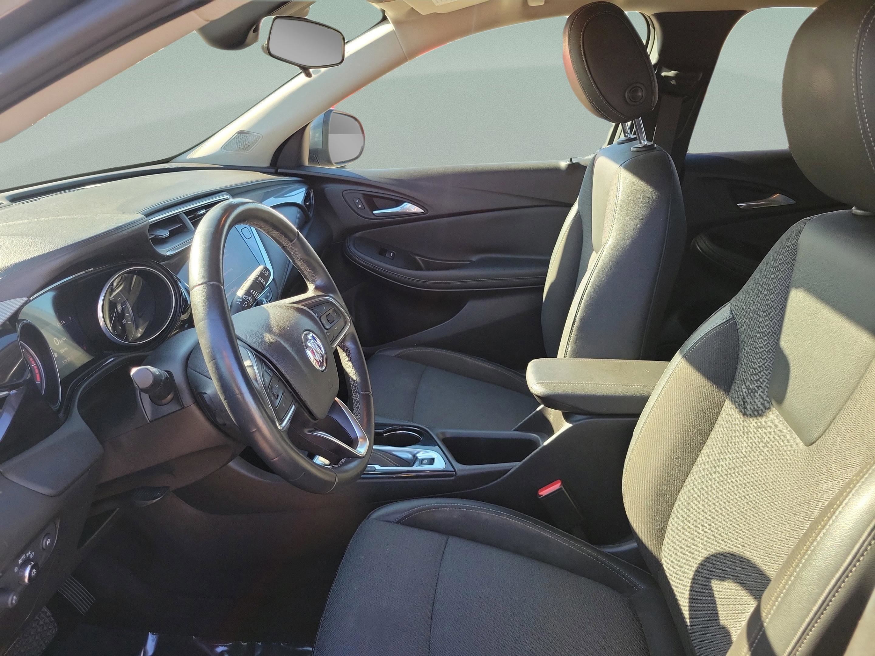 Used 2022 Buick Encore GX Select image 12