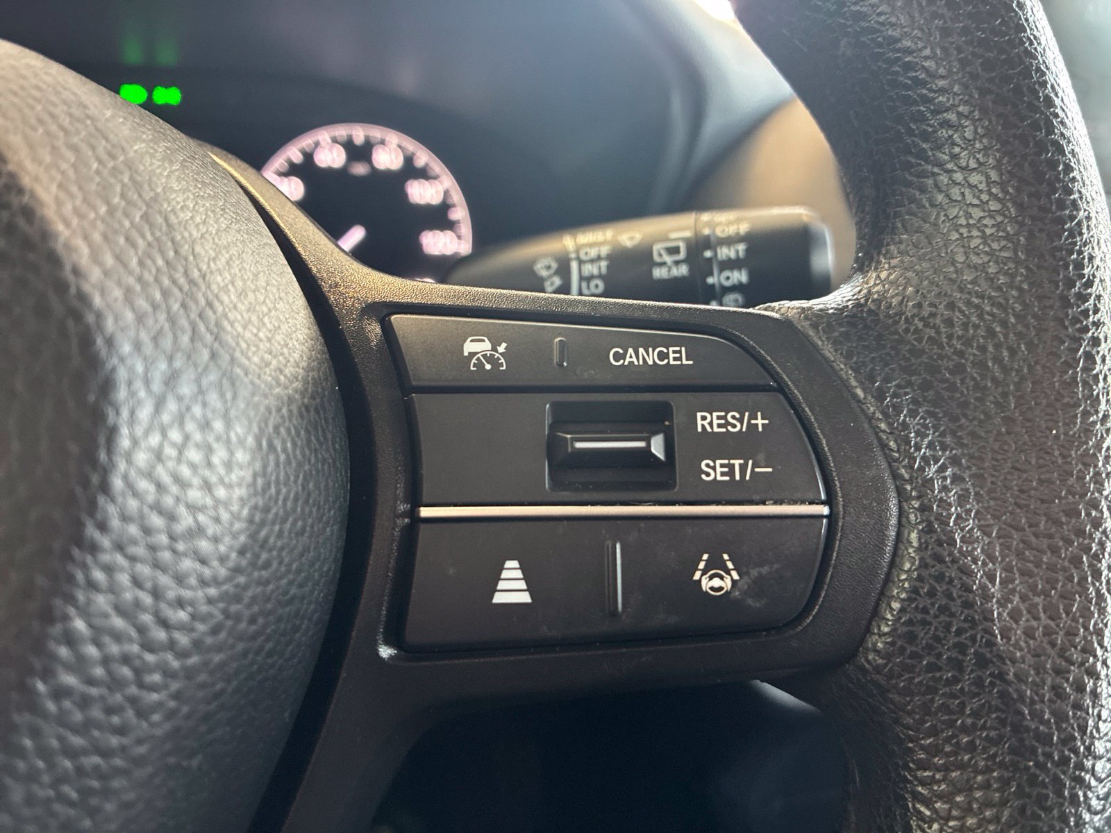 Used 2024 Honda HR-V LX image 18