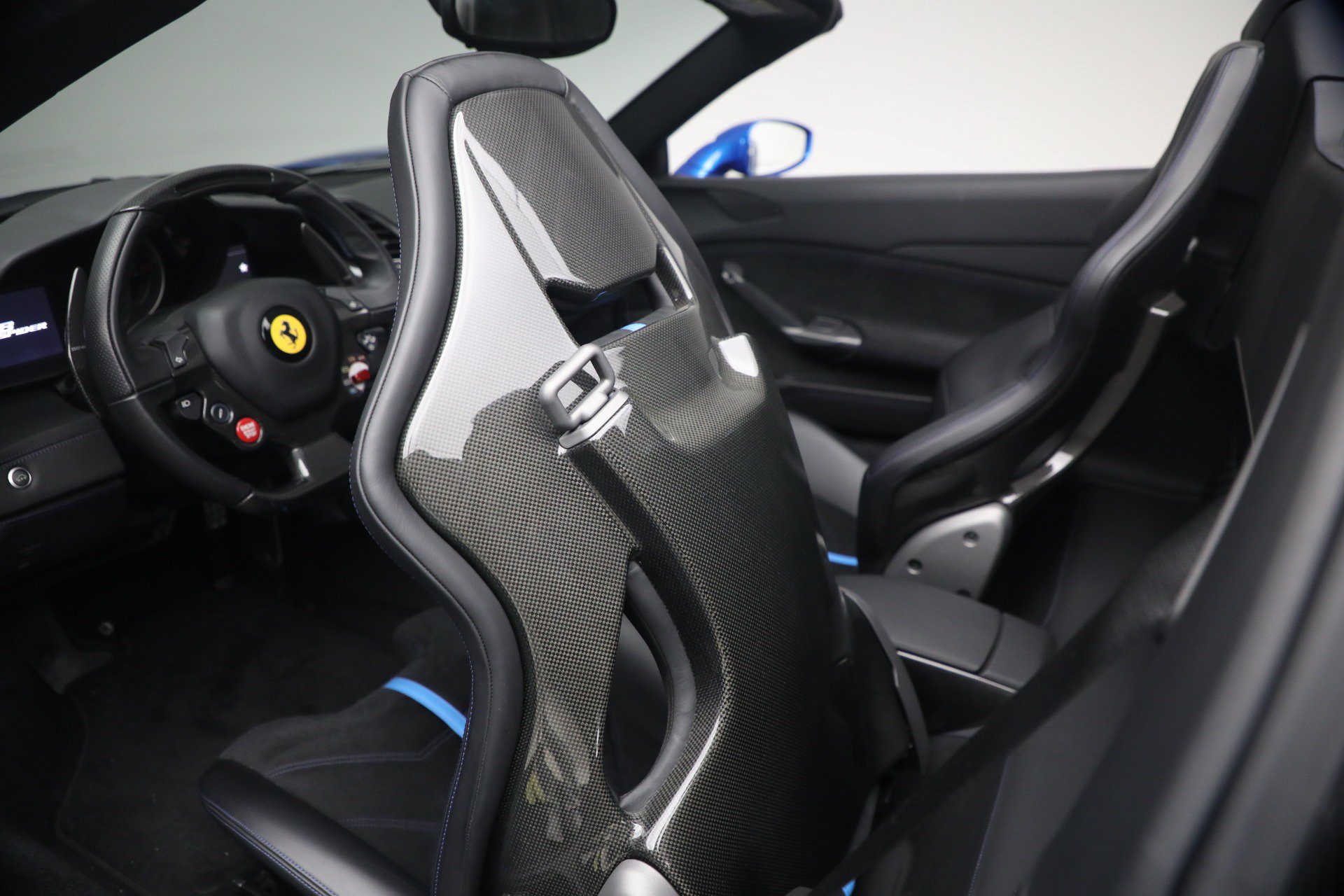 Used 2017 Ferrari 488 Spider RWD image 21