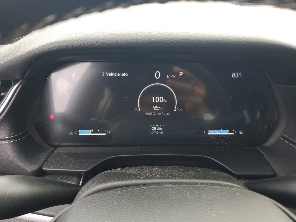 Used 2025 Jeep Grand Cherokee Altitude RWD image 21