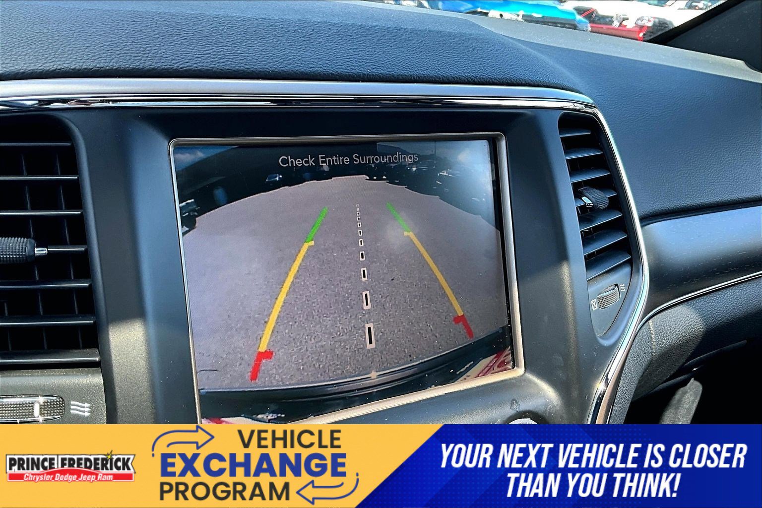 Used 2016 Jeep Grand Cherokee Limited AWD/4WD image 18