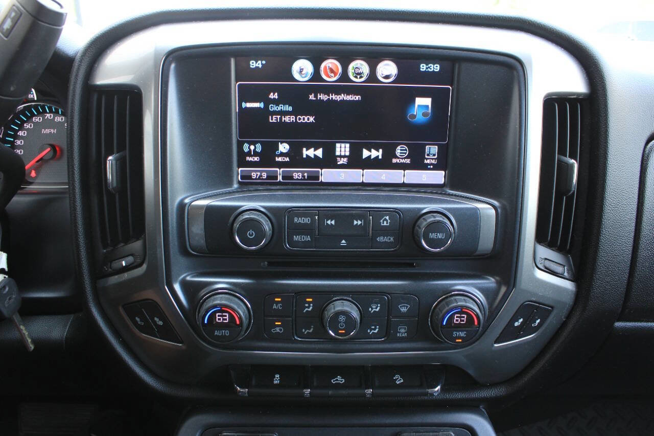 Used 2018 Chevrolet Silverado 1500 LT w/ All Star Edition AWD/4WD image 19