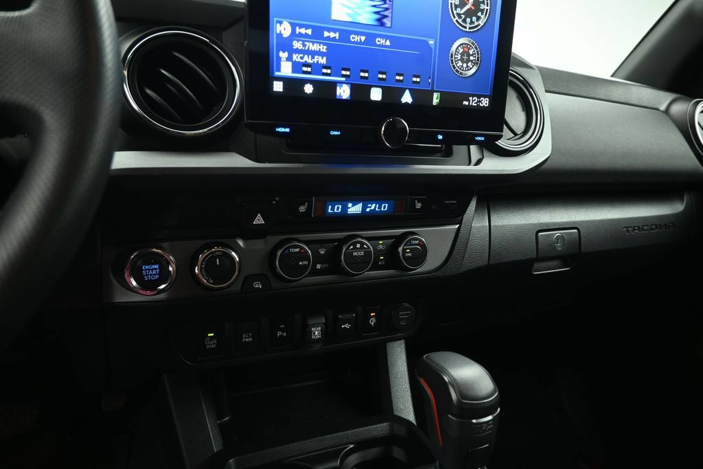 Used 2022 Toyota Tacoma TRD Pro AWD/4WD image 14