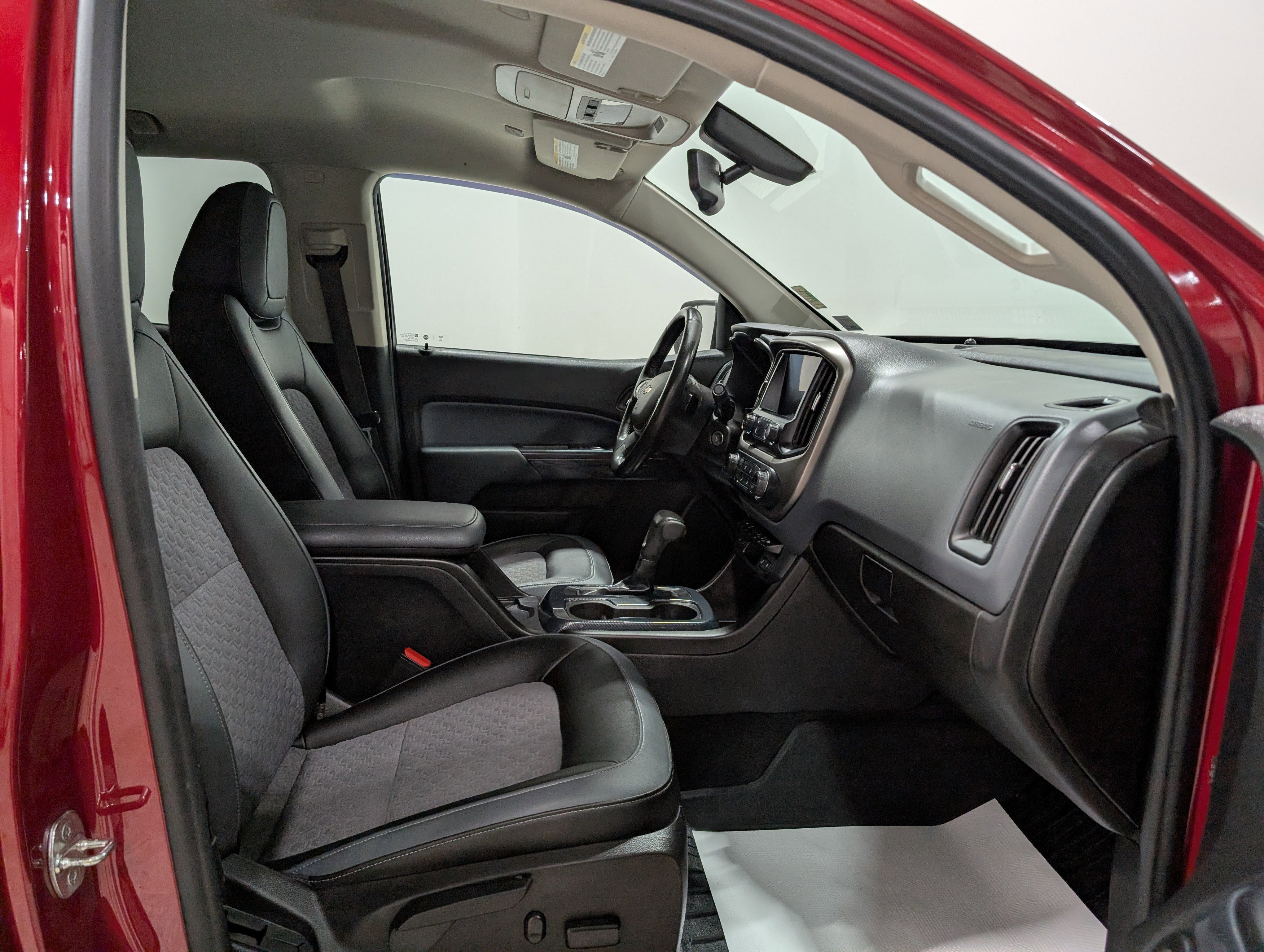 Used 2019 Chevrolet Colorado Z71 image 21