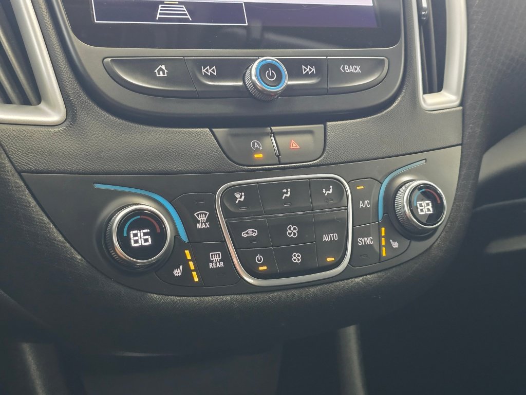 Used 2024 Chevrolet Malibu LT FWD image 29