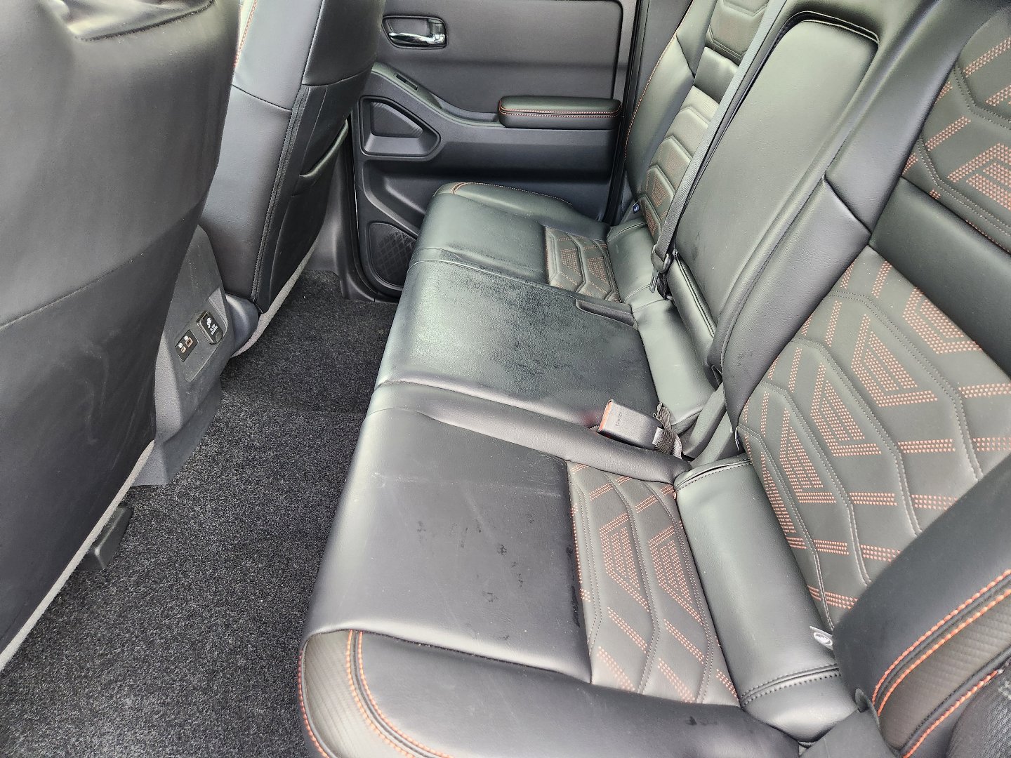 Used 2025 Nissan Frontier PRO-4X w/ Pro Premium Package AWD/4WD image 24