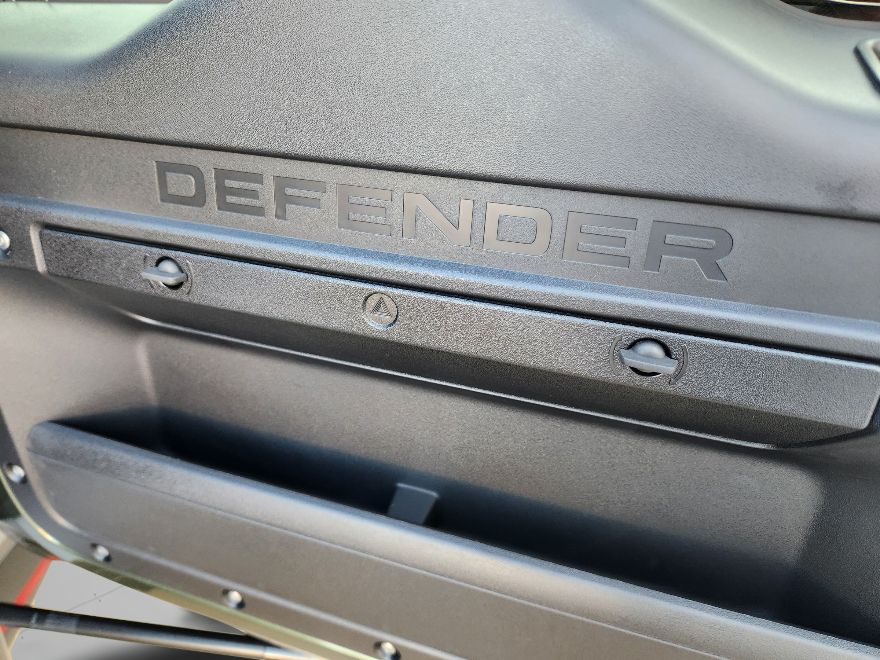 New 2026 Land Rover Defender 110 S AWD/4WD image 33