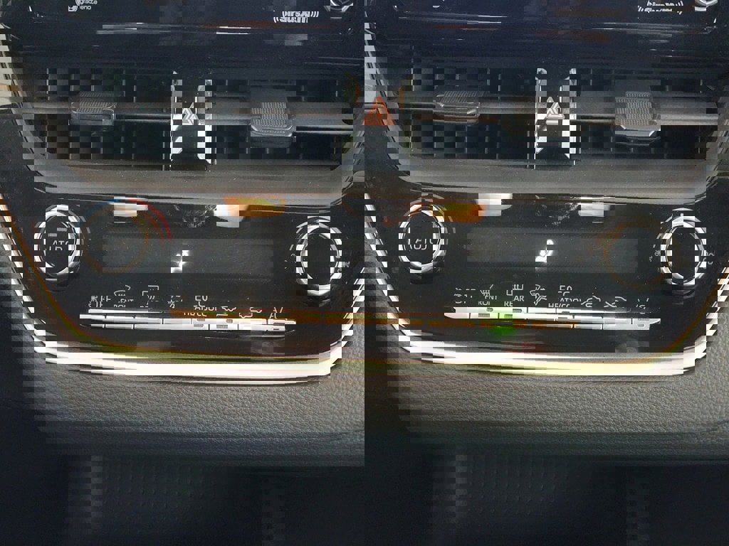 Certified 2022 Toyota Corolla LE image 19