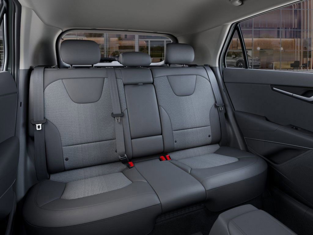 New 2025 Kia Niro EX image 34