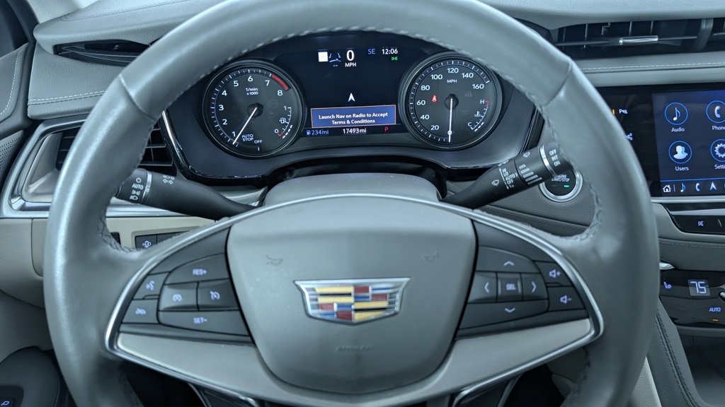 Certified 2023 Cadillac XT5 Premium Luxury w/ Technology Package image 9