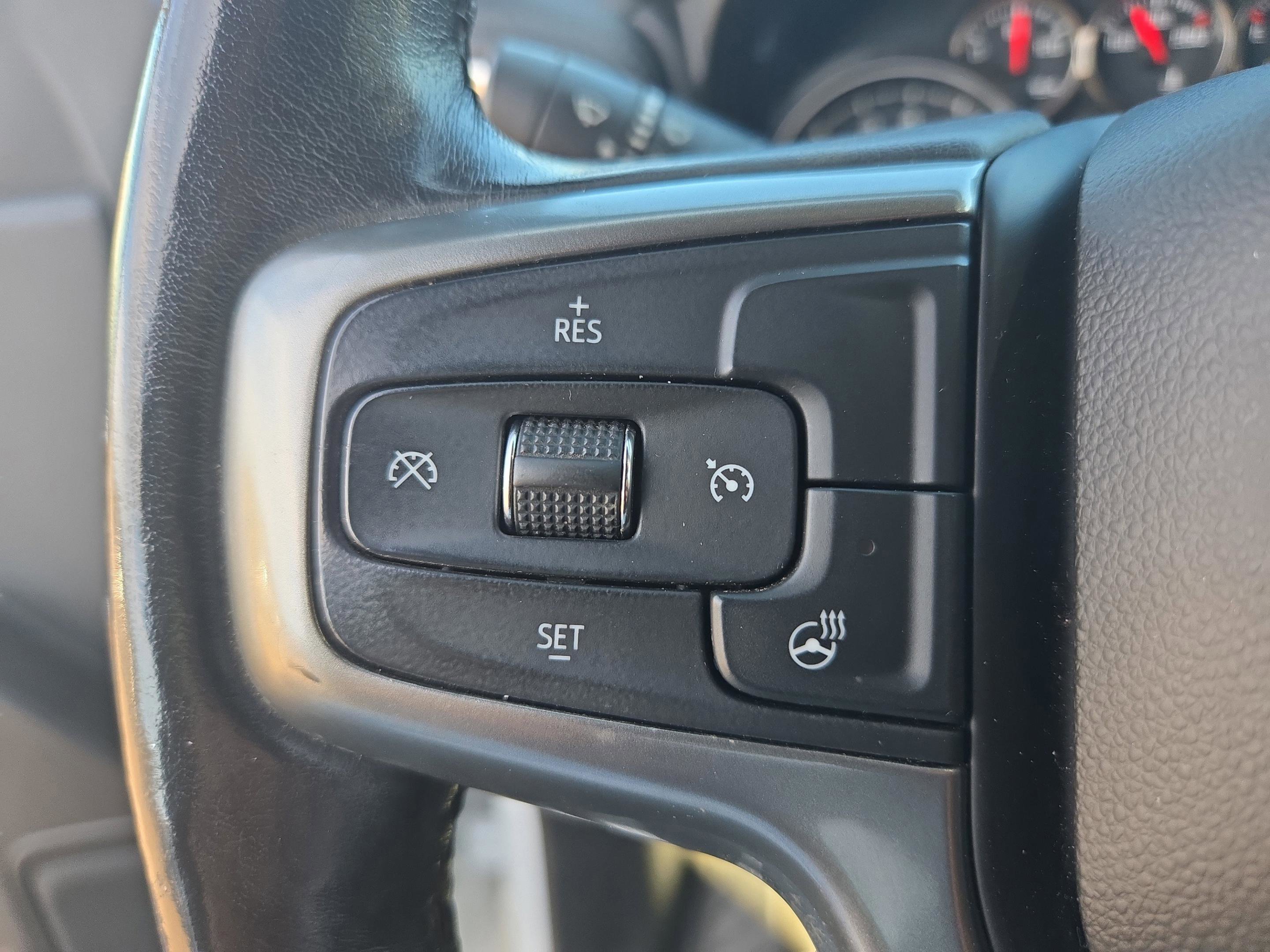 Used 2019 Chevrolet Silverado 1500 LT w/ All-Star Edition image 18