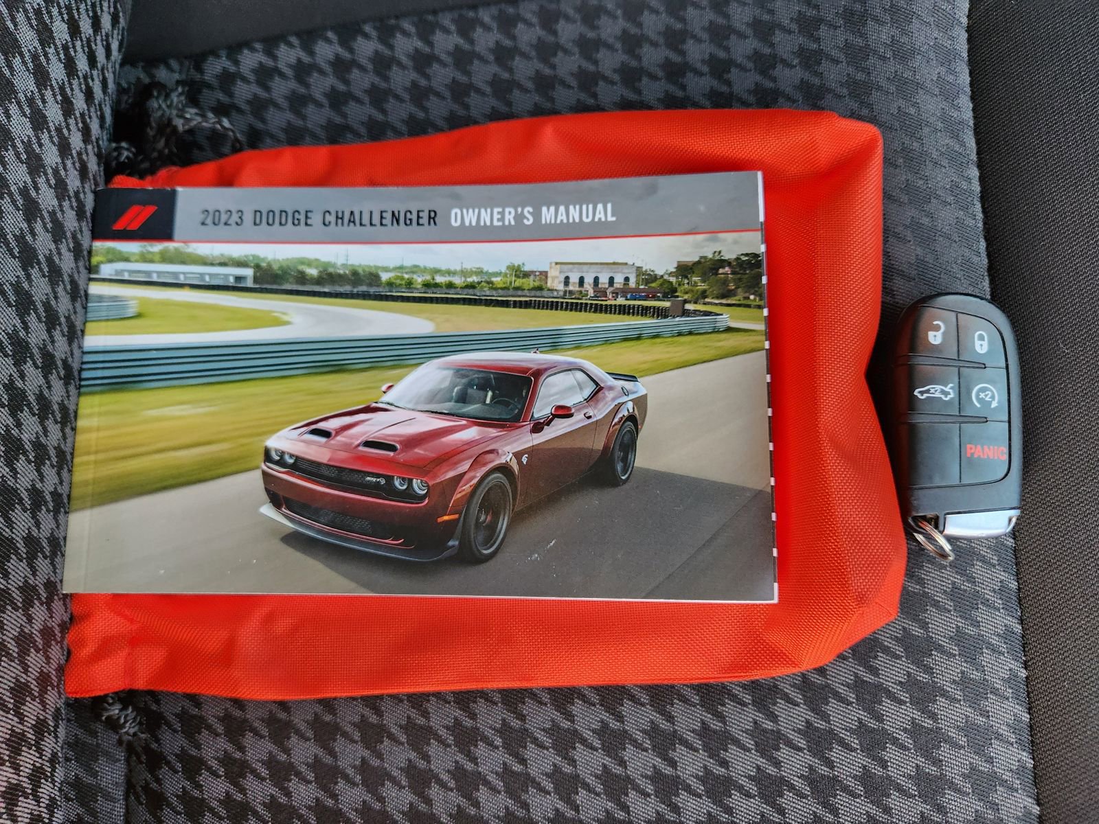 Certified 2023 Dodge Challenger R/T w/ Blacktop Package image 43