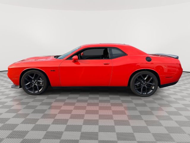 Used 2023 Dodge Challenger R/T w/ Blacktop Package RWD image 5