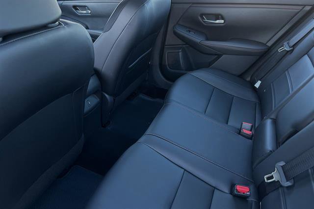 New 2025 Nissan Sentra SR w/ SR Premium Package image 9