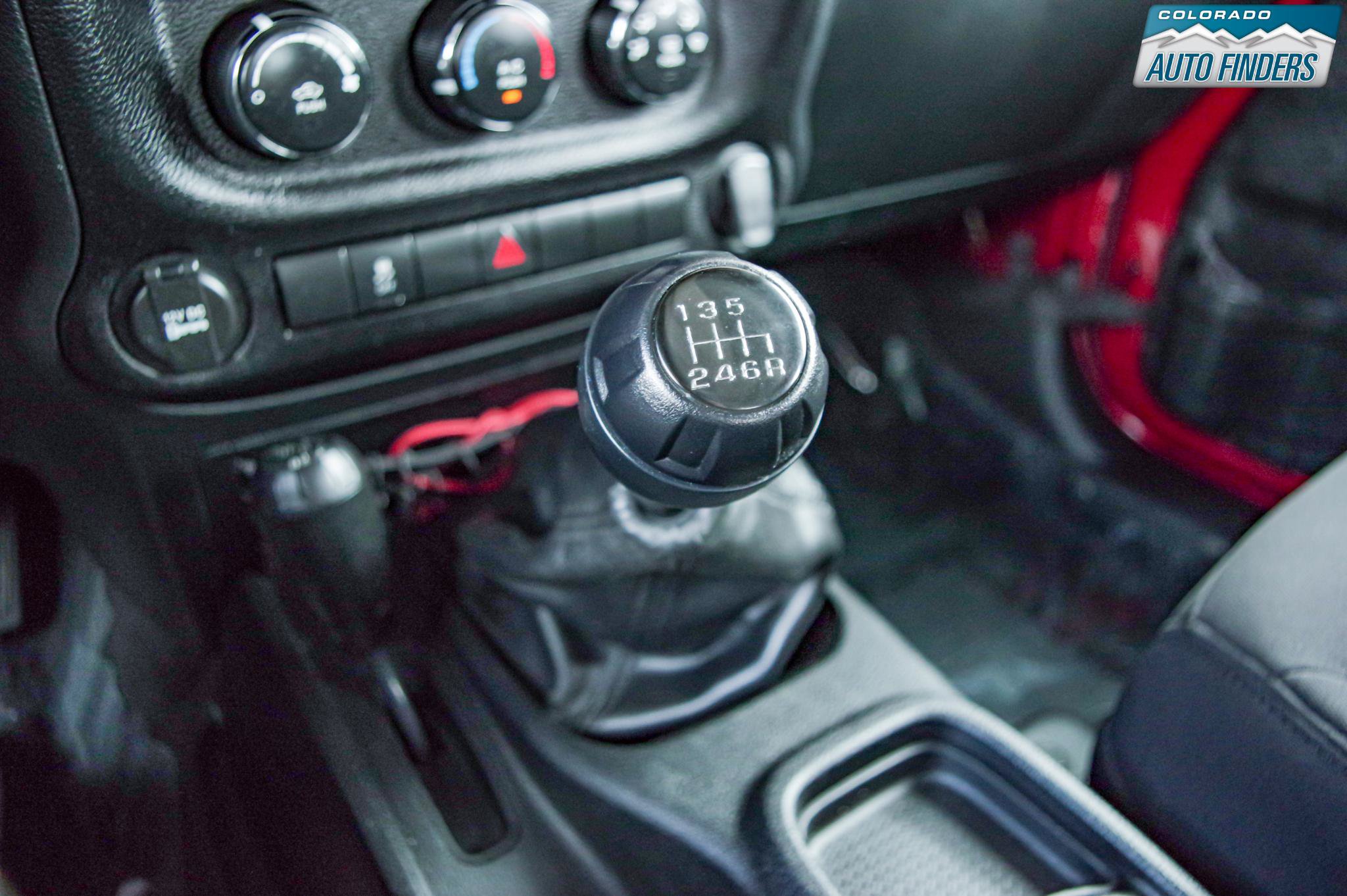 Used 2013 Jeep Wrangler Unlimited Sport w/ Max Tow Pkg AWD/4WD image 17