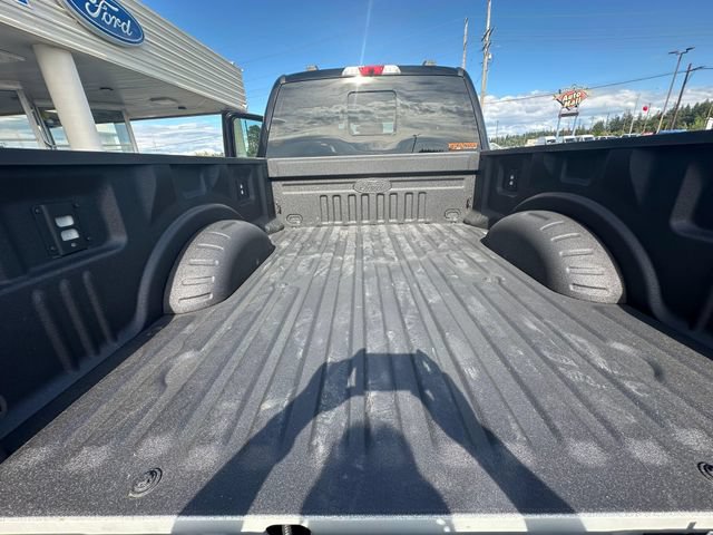 New 2026 Ford F250 Lariat w/ Black Appearance Package AWD/4WD image 24