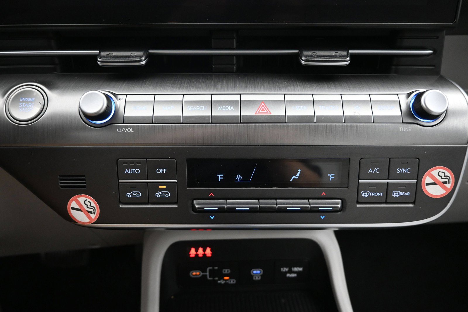Certified 2024 Hyundai Kona SEL FWD image 17