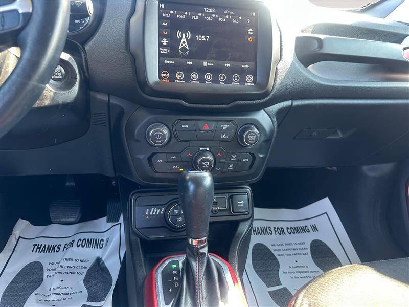 Used 2021 Jeep Renegade Trailhawk image 11