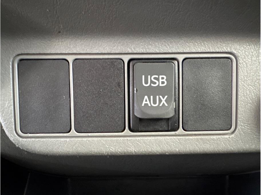 Used 2013 Toyota Tacoma 4x4 Double Cab w/ TRD Sport Pkg image 21