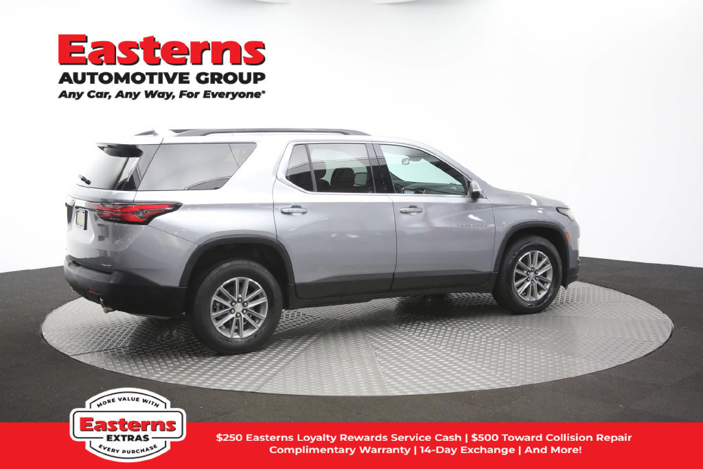 Used 2023 Chevrolet Traverse LT AWD/4WD image 46