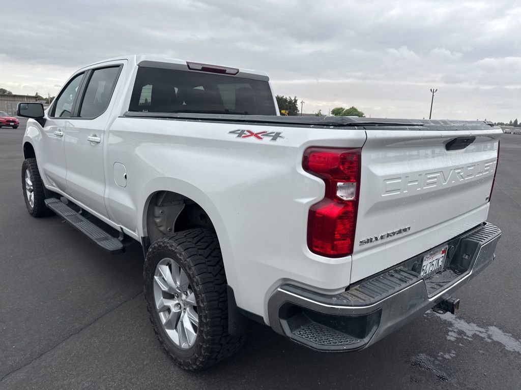 Used 2021 Chevrolet Silverado 1500 LT AWD/4WD image 2