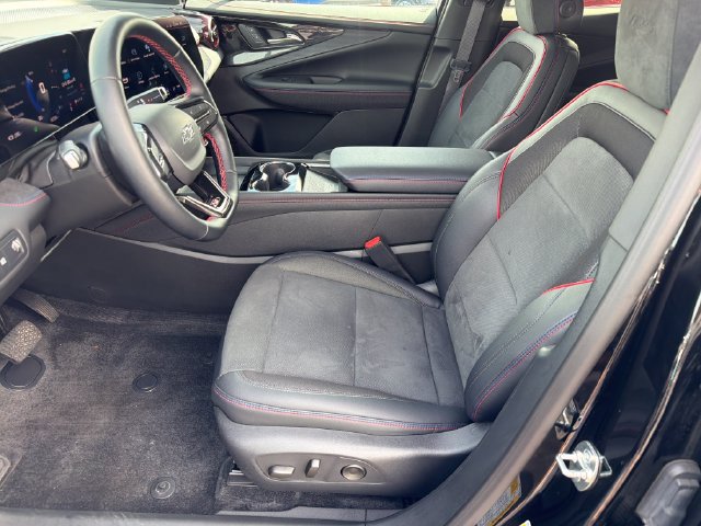 Certified 2025 Chevrolet Blazer EV RS AWD/4WD image 10