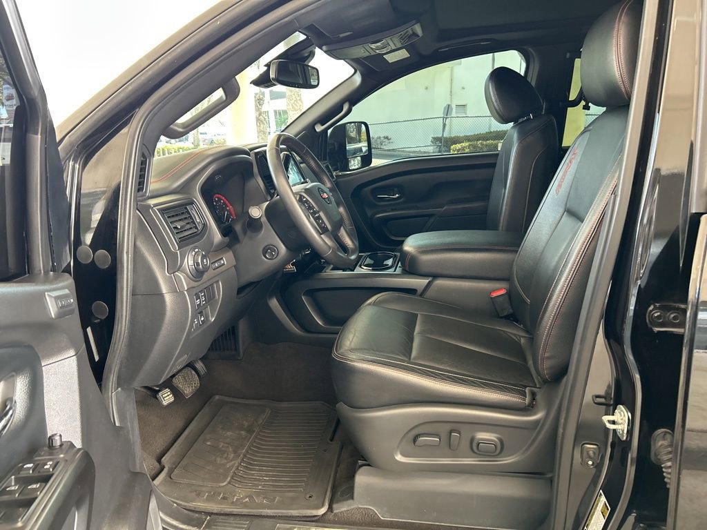 Used 2021 Nissan Titan PRO-4X w/ Pro-4x Convenience Package image 5