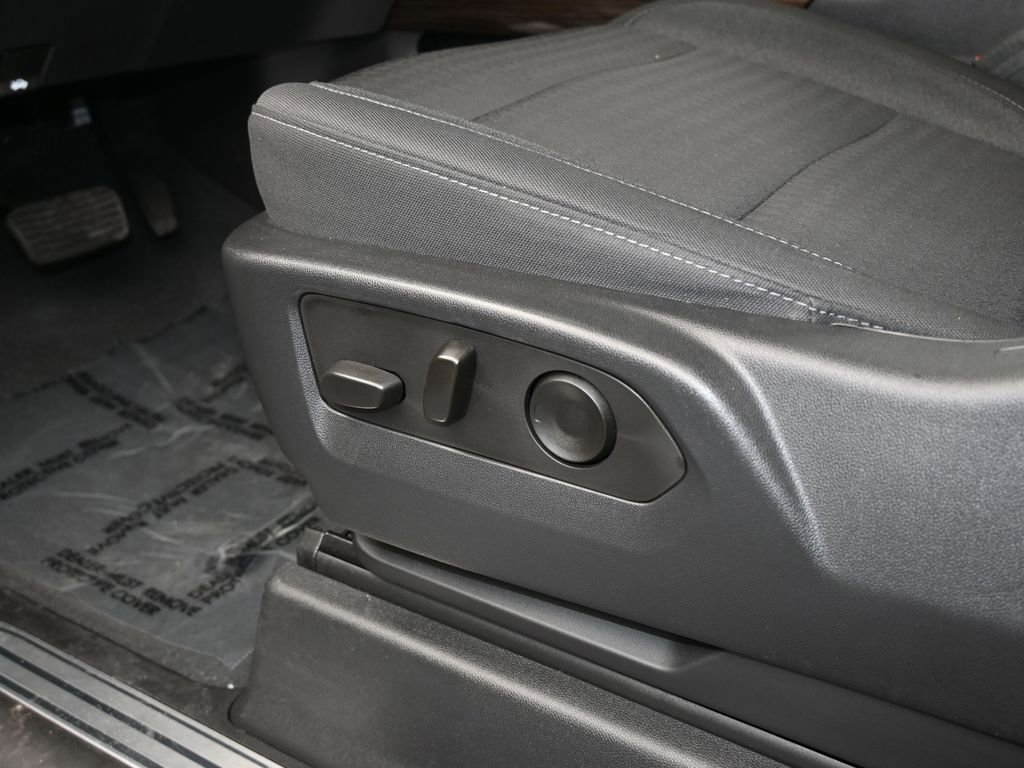 Used 2022 Chevrolet Silverado 1500 LT Trail Boss image 12