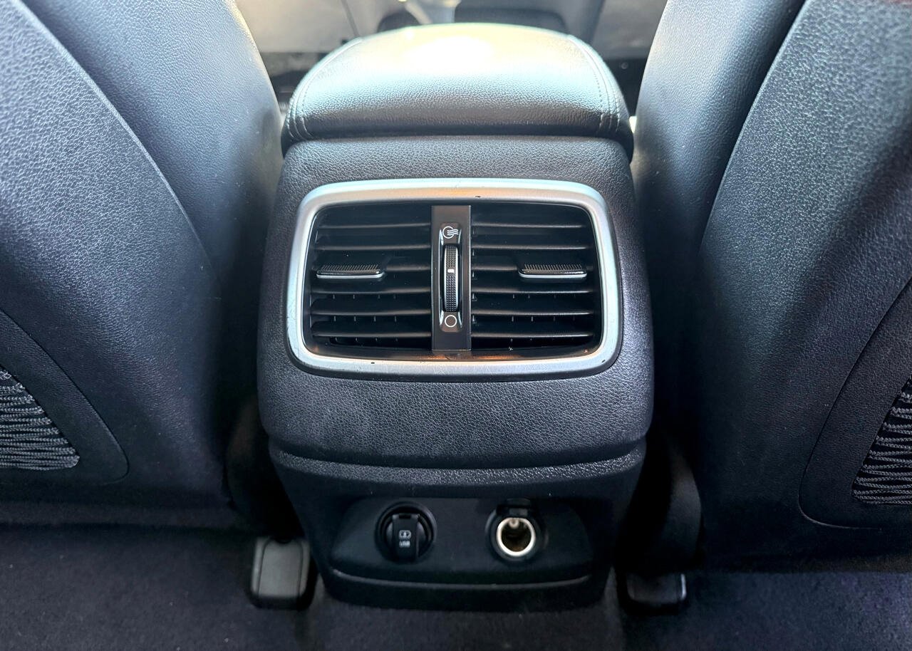 Used 2017 Kia Sorento EX image 22