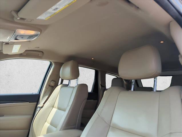 Used 2019 Jeep Grand Cherokee Limited RWD image 15