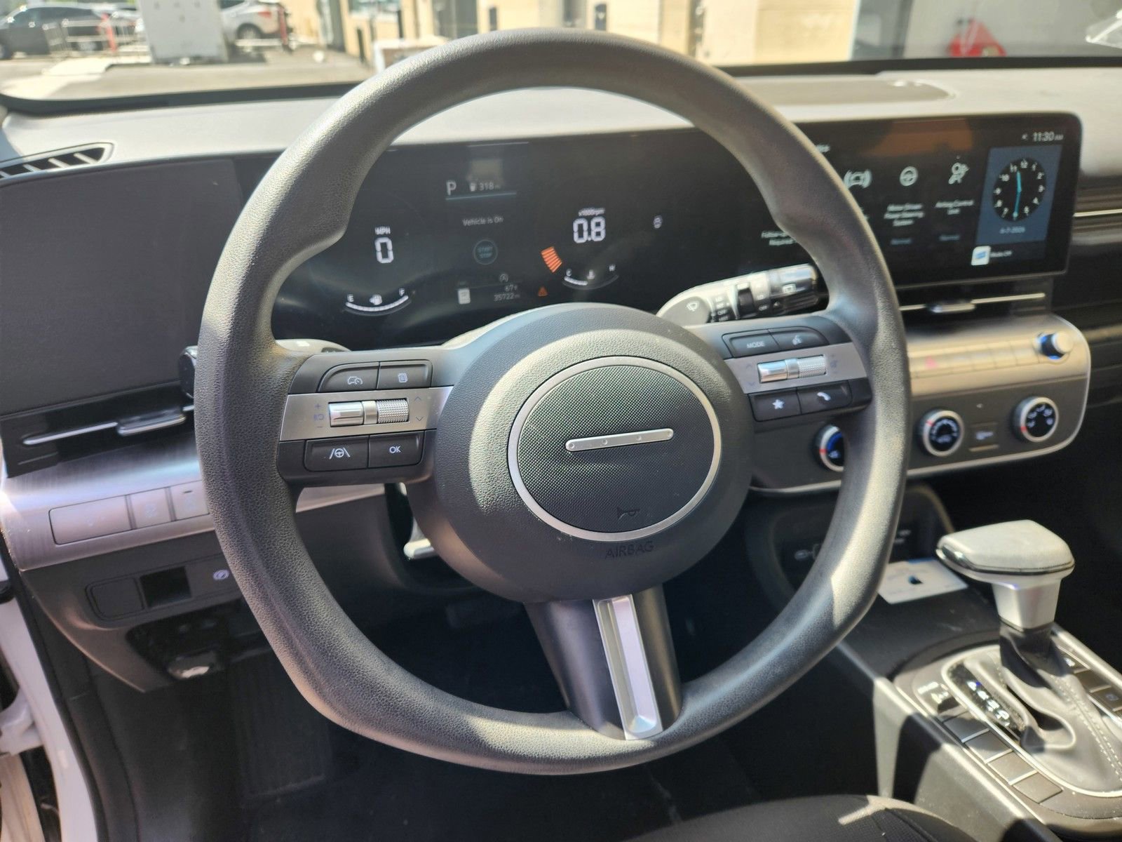 Used 2024 Hyundai Kona SE FWD image 11