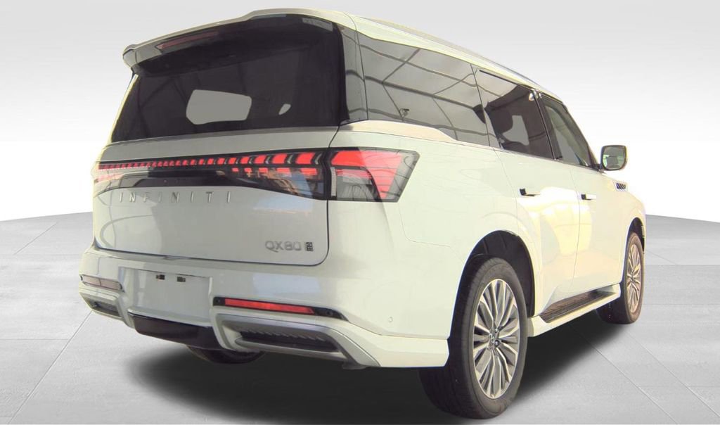 Used 2025 INFINITI QX80 Sensory image 8