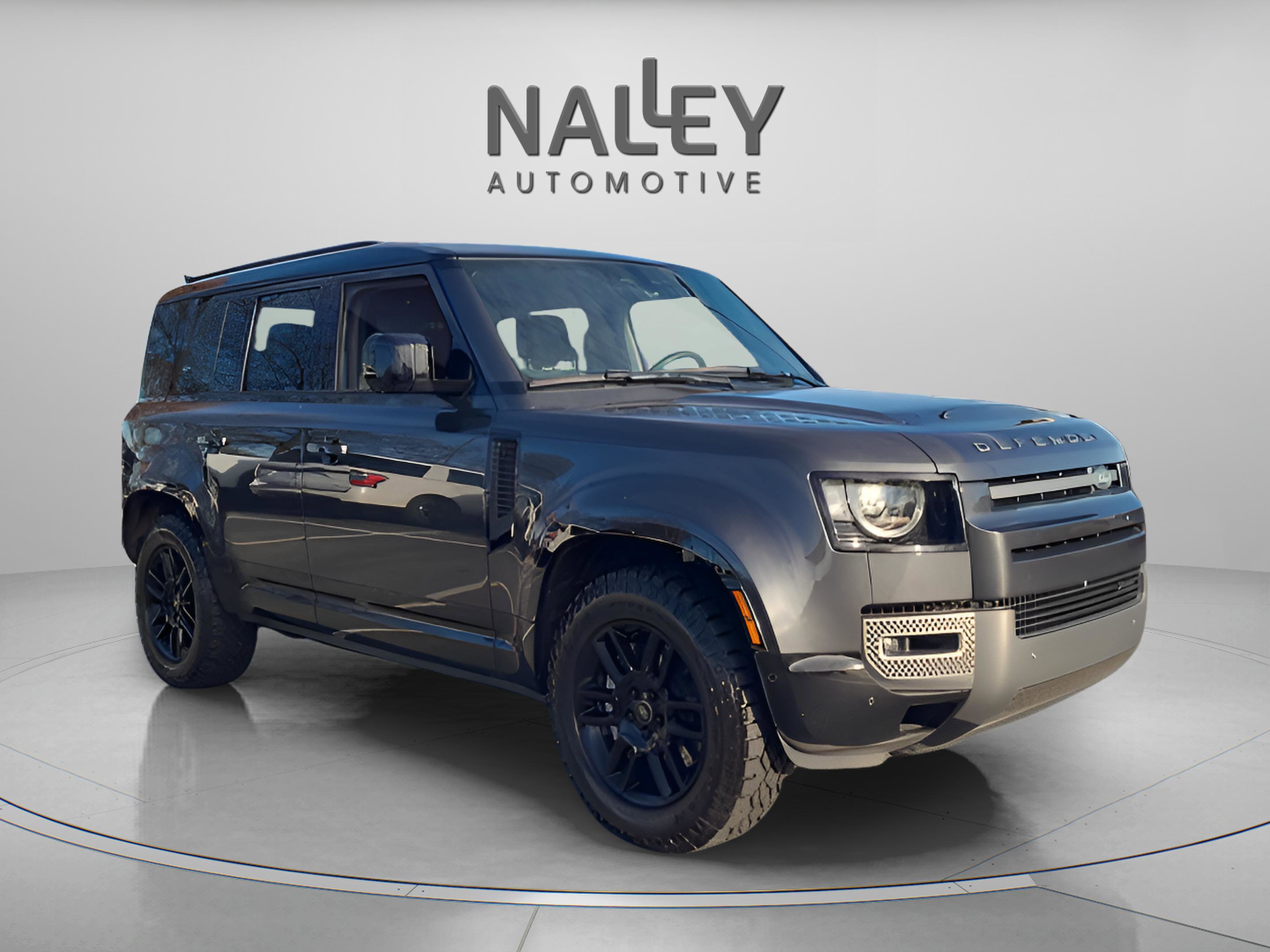 Used 2023 Land Rover Defender 110 X-Dynamic SE image 8