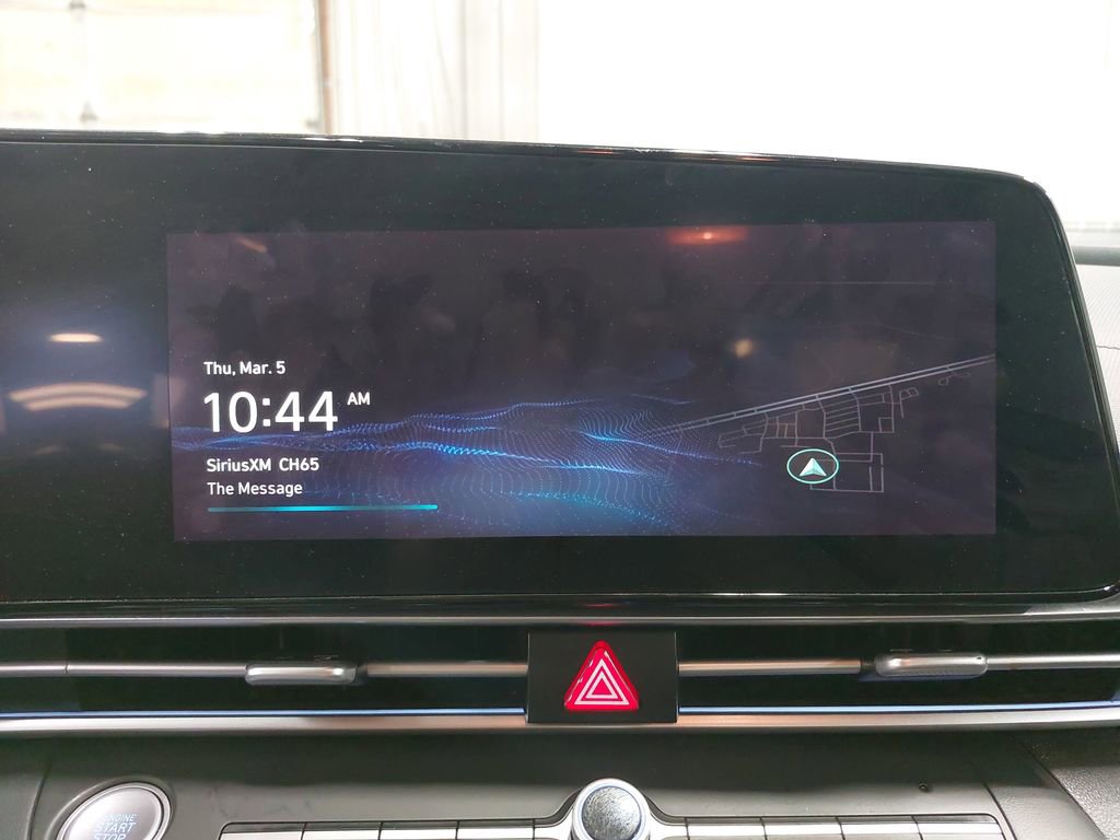 Certified 2025 Hyundai Elantra SEL image 21