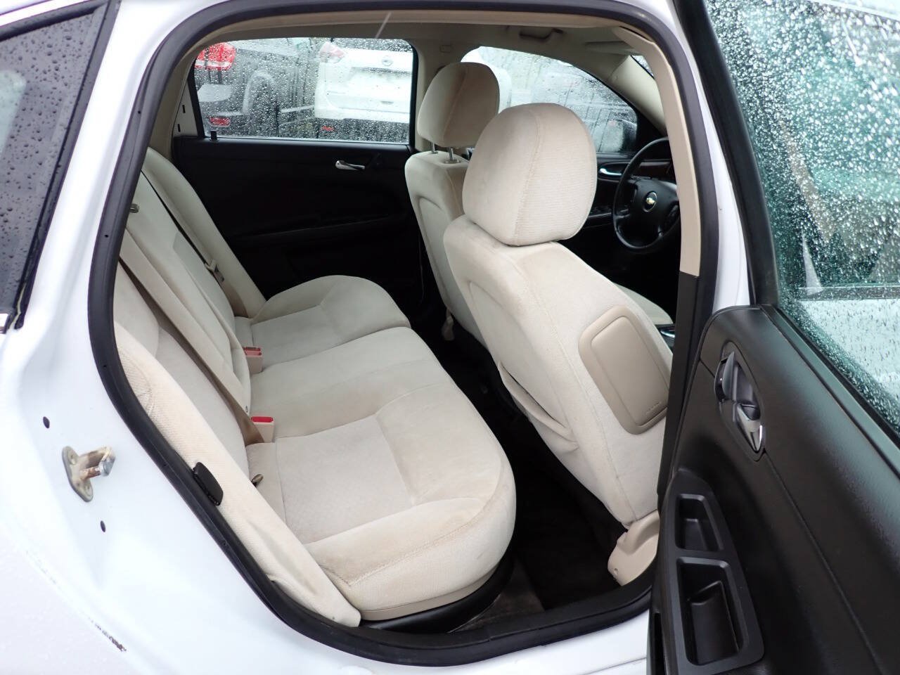 Used 2012 Chevrolet Impala LS FWD image 10